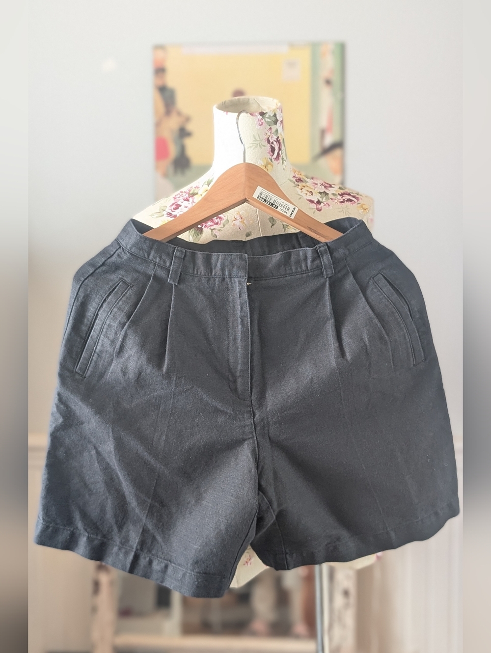 Liz Claiborne Navy Blue Tailored Bermuda‎ Shorts